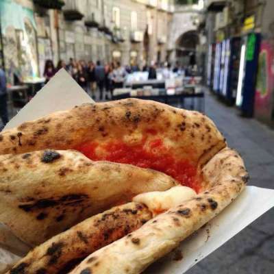 A taste of Naples: Street food tour